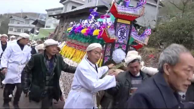 最新农村出殡仪式视频，自然美景中的心灵之旅，探寻内心平静的力量