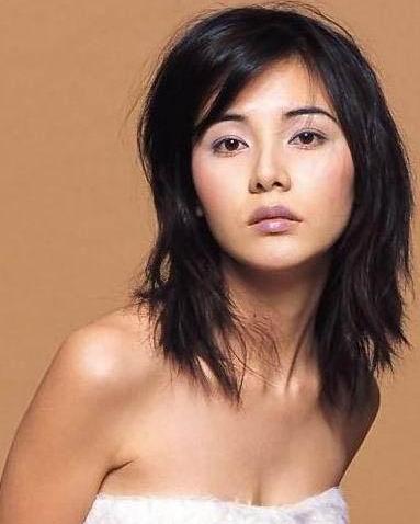 女演员米丹，与自然美景的邂逅与内心平和之旅